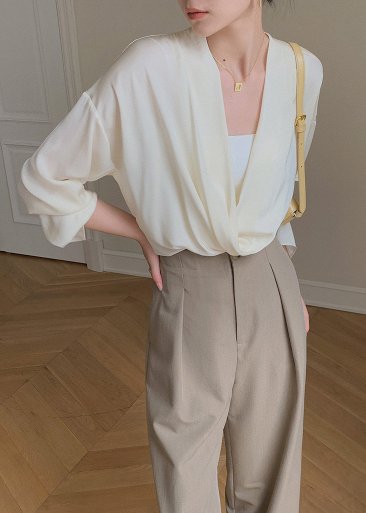 2025 New Chic Beige V Neck Chiffon Shirts Batwing Sleeve