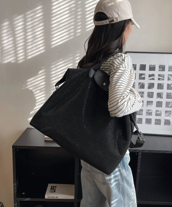 2024 New Large Capacity Black Rivet Messenger Bag
