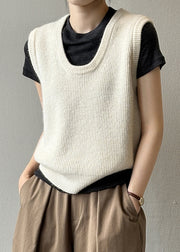 2025 Simple Versatile Green U Neck Knitted Vest Autumn