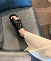 2024 Summer New White Toe Flat Wrinkled Slippers