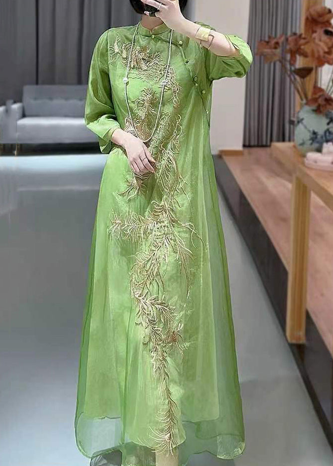 Beautiful Green Embroideried Button Silk Long Dresses Spring