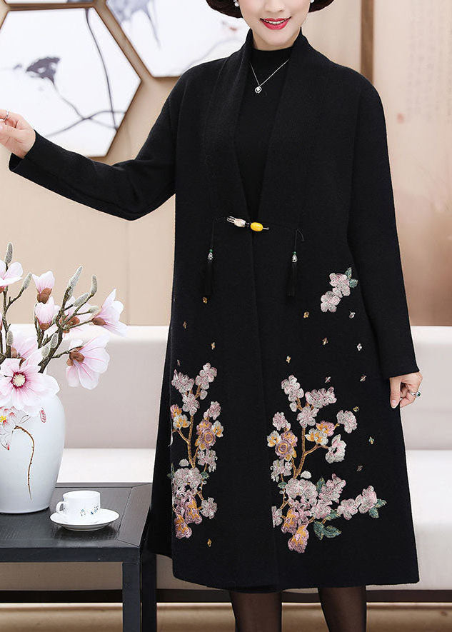 Black Woolen Trench Coats Embroideried Thick Long Sleeve