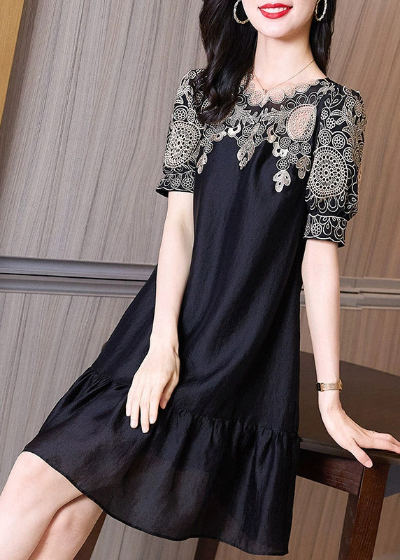 Chic Black Embroideried O-Neck Hollow Out Long Dresses Short Sleeve