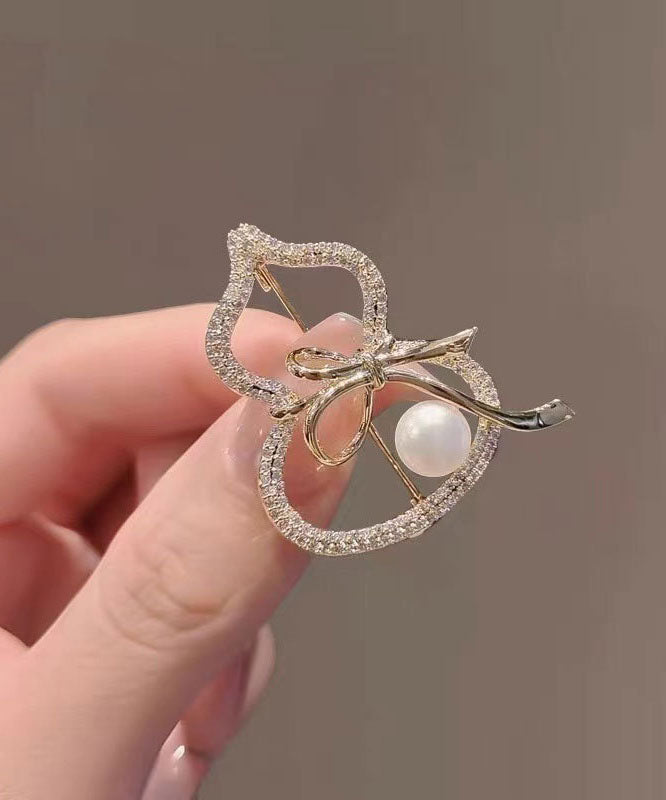 Chic Gold Alloy Zircon Pearl Gourd Brooches