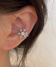 Chic Silk Copper Platinum Plating Zircon Snowflake Stud Earrings