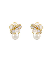 Chic White Sterling Silver Overgild Zircon Pearl Floral Stud Earrings