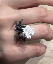 Chice Black White Stering Silver Floral Rings