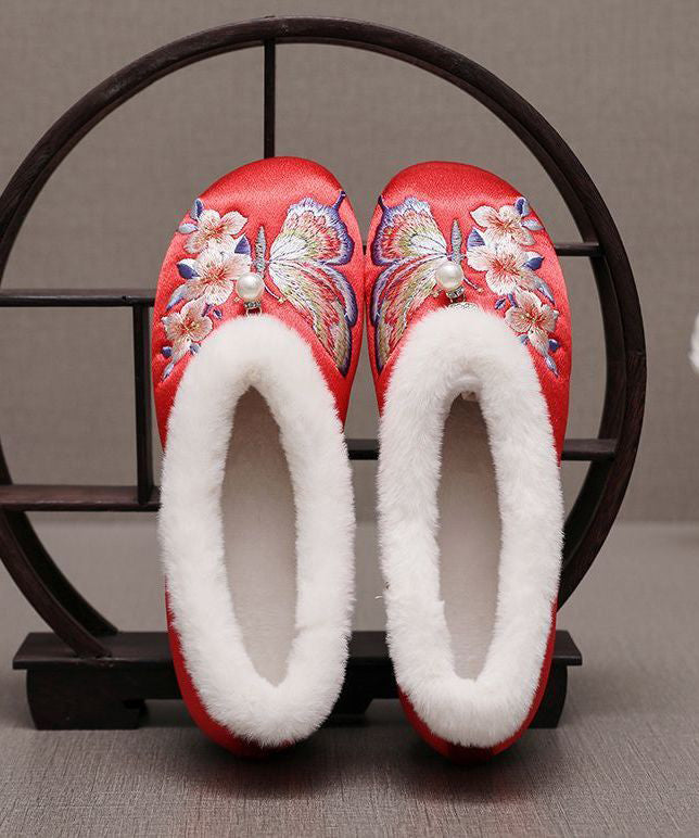 Chinese Style Red Fuzzy Wool Lined Embroidery Flats Shoes