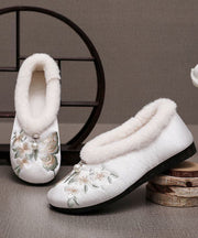 Chinese Style Red Fuzzy Wool Lined Embroidery Flats Shoes