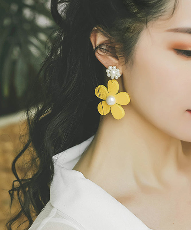 Classy Yellow Daisy Floral Pearl Drop Earrings