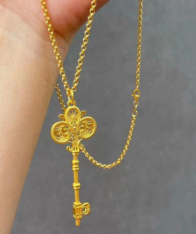 Elegant Gold Ancient Gold Key Pendant Necklace