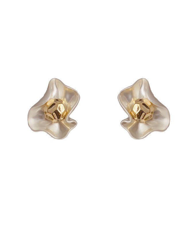 Elegant White Copper Overgild Floral Stud Earrings