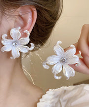 Elegant White Floral Zircon Stud Earrings