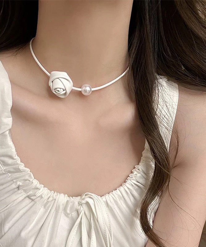 Elegant White Stainless Steel Pearl Rose Choker