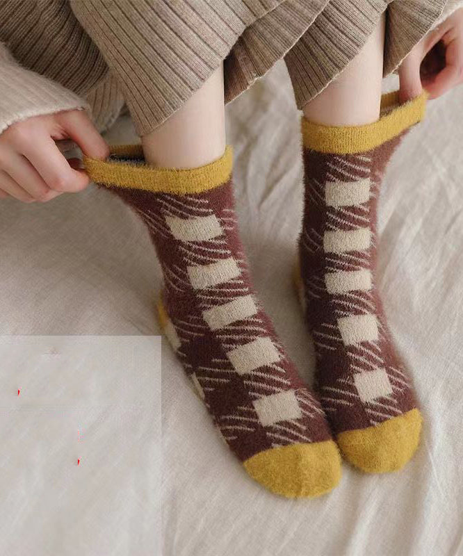 Fashion Plaid Mink Velvet Warm Fleece Mid Calf Socks