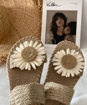 Handmade Grass Woven Flower Beach Slippers 2025 Summer New