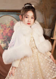 Lovely White Button Fur Collar Girls Fuzzy Fur Cloak Winter