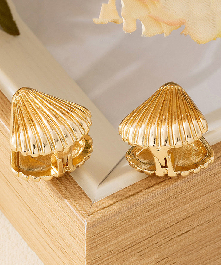 Modern Gold Sterling Silver Overgild Shell Stud Earrings