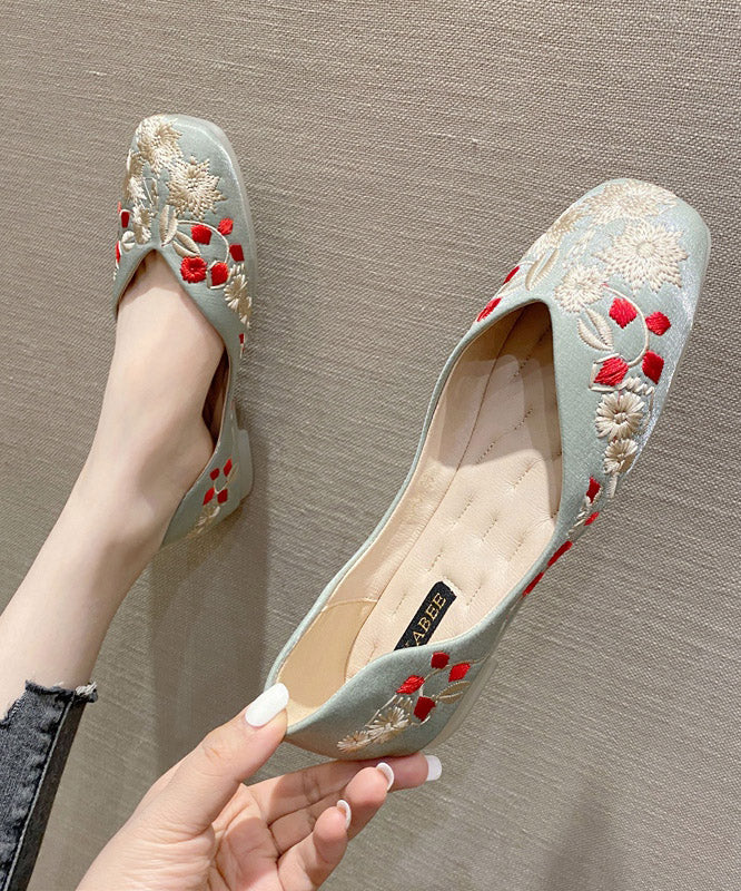 Plus Size Green Embroider Flower Cotton Fabric Flat Feet Shoes