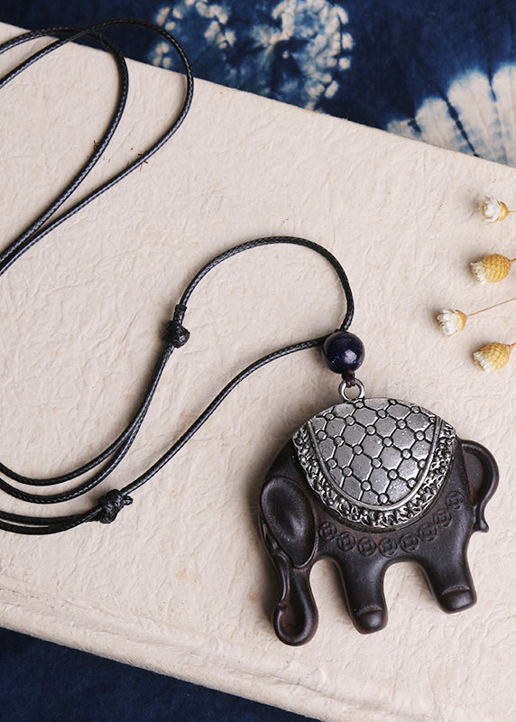 Retro Black Sandalwood Hand Knitting Alloy Elphant Pendant Necklace