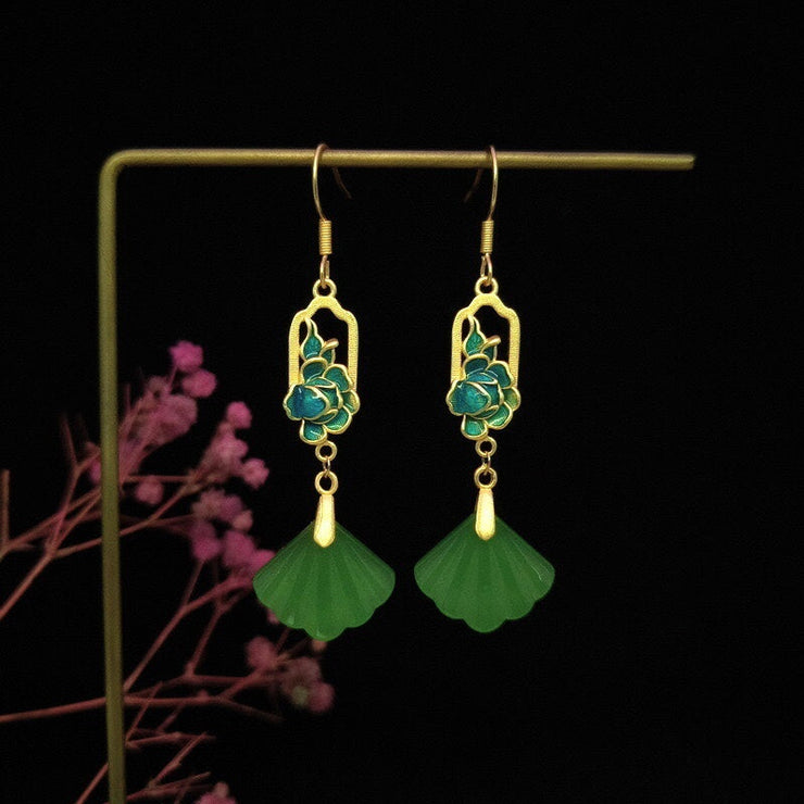 Retro Green Antique Gold Jade Shell Fan Shaped Tassel Drop Earrings