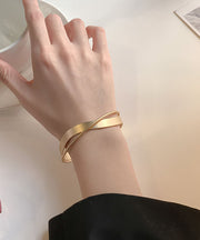 Simple Gold Cross Niche Design Cuff