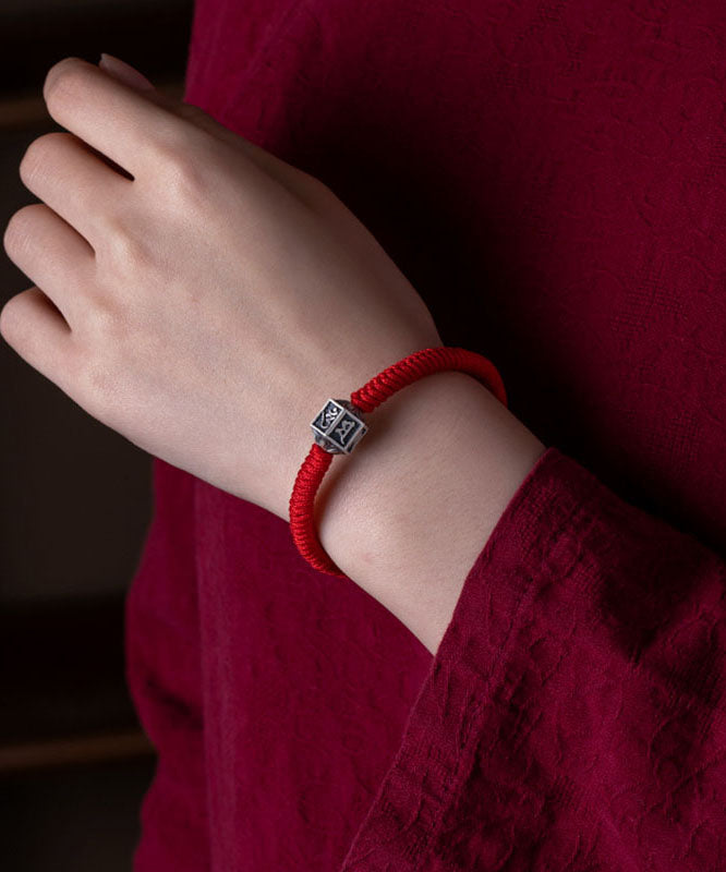 Simple Red Hand Knitting Six Characters Bucket Bead Bracelet