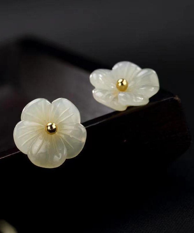 Simple White Sterling Silver Inlaid Jade Floral Stud Earrings