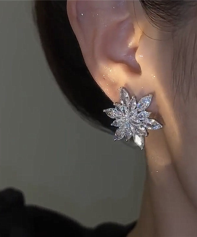 Simple White Sterling Silver Zircon Snowflake Stud Earrings