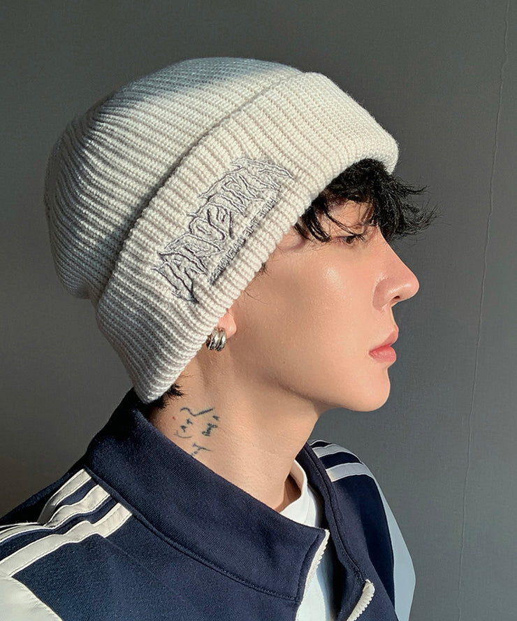 Stylish Black Graphic Embroidered Men Knit Bonnie Hat