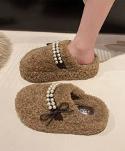 White Faux Fur Slippers Shoes Fashion Splicing Nail Bead