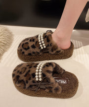 White Faux Fur Slippers Shoes Fashion Splicing Nail Bead