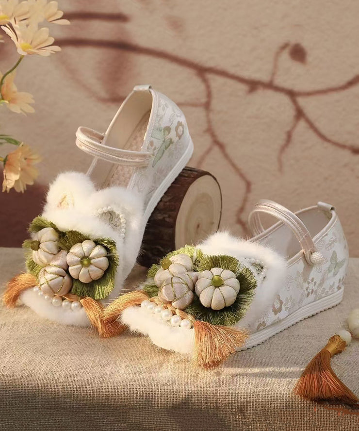 White Fur Splicing Embroidery Wedge High Wedge Heels Shoes