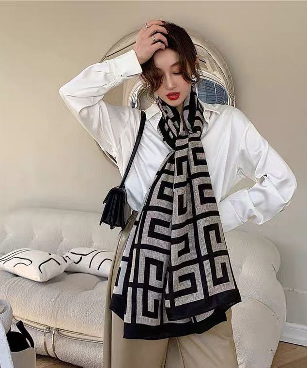 Women Black Maze Print Fine Cotton Scarf