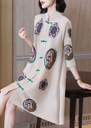 Aprikosendruck Chiffon Kleider in A-Linie mit orientalischen Knöpfen und halben Ärmeln