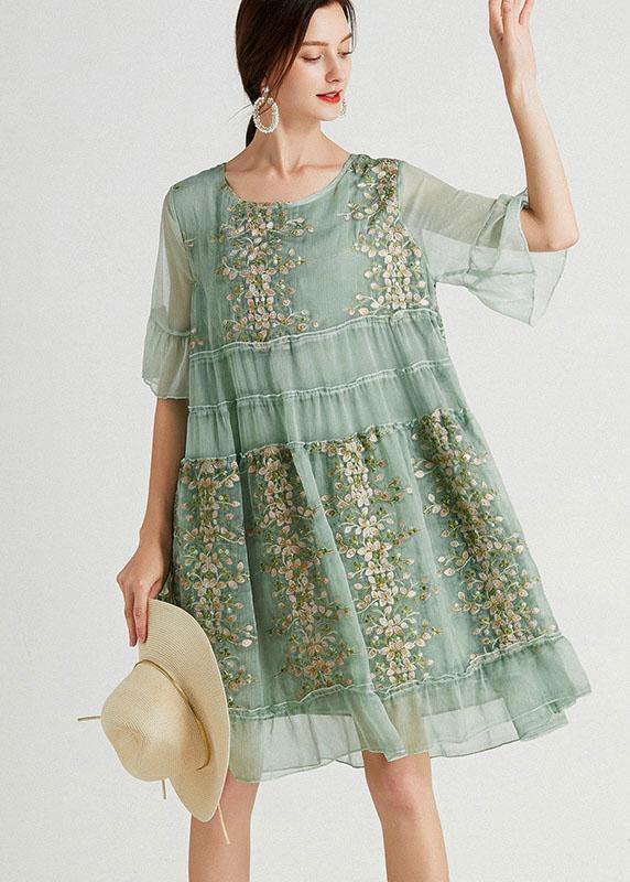 Art Green Embroideried O-Neck Loose Summer Flare Sleeve Dress - SooLinen