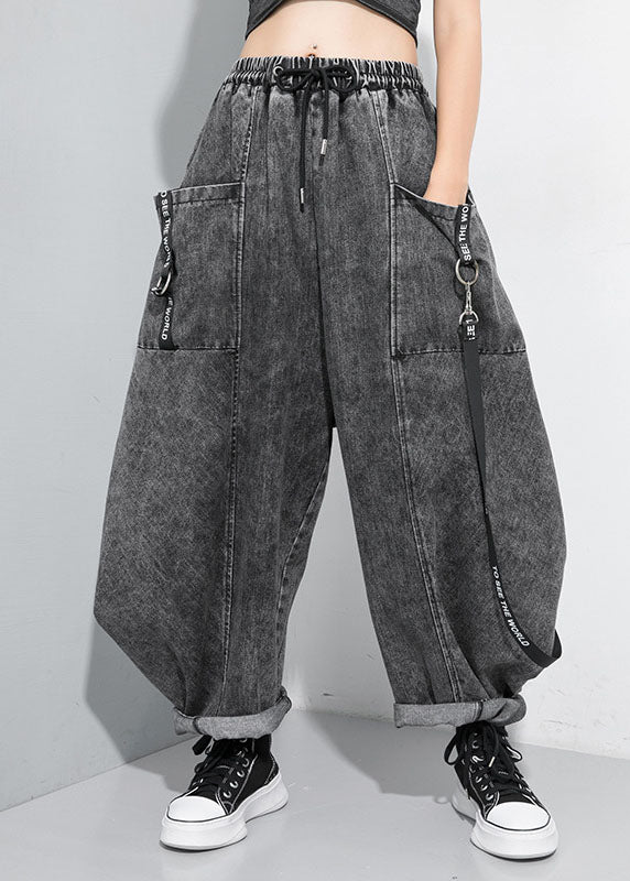 Schöne schwarz-graue Patchwork-Denim-Hosen-Hose im Frühling