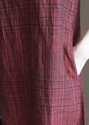 Schöne dunkelrote karierte Stehkragen im chinesischen Stil Knopfleinen A-Linie Kleider mit kurzen Ärmeln