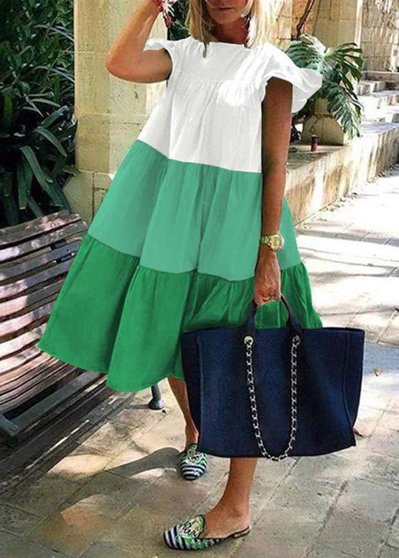 Schönes grünes Patchwork-Strandkleid mit O-Ausschnitt und kurzen Ärmeln