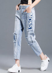 Schöne hellblaue Denim-Jeans mit hoher Taille und Buchstabendruck aus Baumwolle Sommer