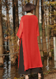 Schönes rotes, seitlich offenes Baumwollkleid, langes Kleid mit drei Vierteln