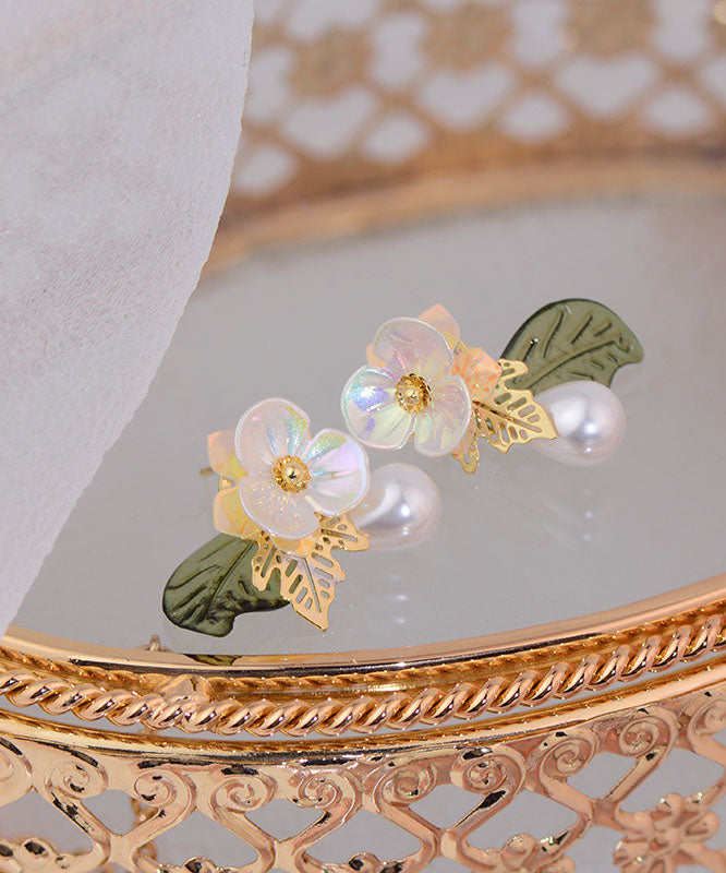Beautiful White Copper Overgild Pearl Acrylic Floral Stud Earrings