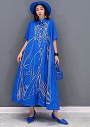Blaues A-Linien-Kleid aus Baumwollleinen mit Charakterdruck, übergroß, mit kurzen Ärmeln