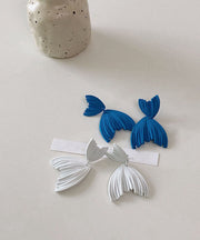Boutique Ohrringe aus feinem Metall im Meerjungfrau-Stil in Weiß und Blau