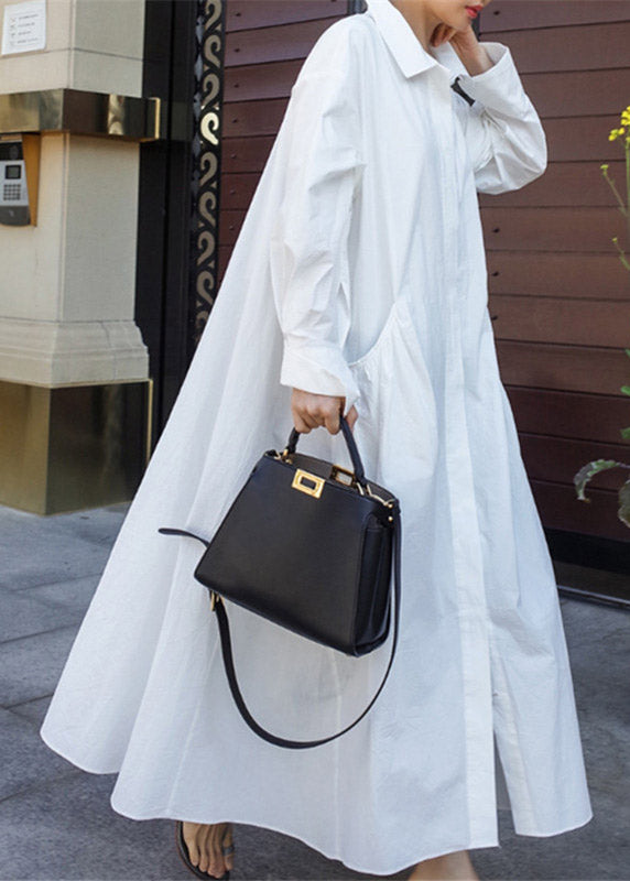 Boutique Weißes Baumwollkleid mit Peter-Pan-Kragen und langen Ärmeln