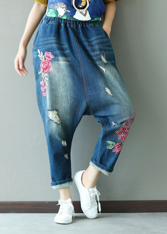 Boutique dunkelblau bestickte Taschen elastische Taille zerrissene Jeans Frühling