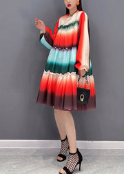 Lässige Farbverläufe mit O-Ausschnitt, gekräuselten Patchwork-Kleidern in A-Linie mit langen Ärmeln