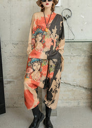 Lässiges, zweiteiliges Strick-Outfit mit langen Ärmeln in Khaki mit asymmetrischem Charakterdruck