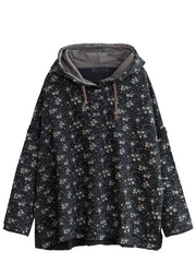 Schicker, schwarzer, seitlich offener Baumwoll-Pullover mit Kapuze und Streetwear-Frühling