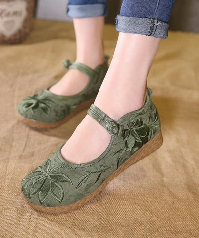 Chic Buckle Strap Flat Feet Shoes Green Embroideried Cotton Fabric - SooLinen